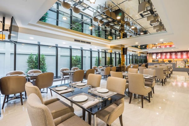 SureStay Plus Sukhumvit Restaurant