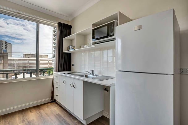 Executive queen room kitchenette