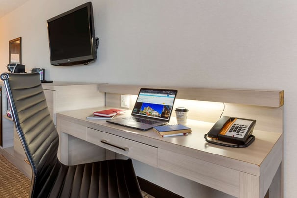 Guestroom working desk
