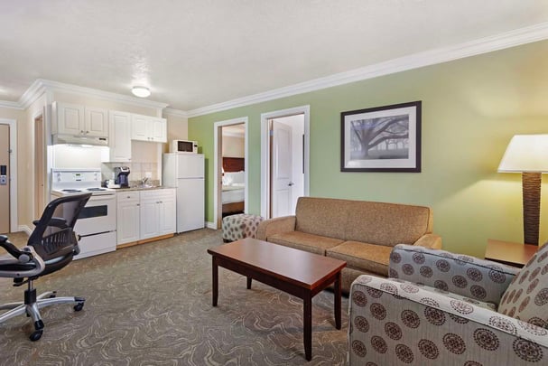 Double Queen Apartment with Kitchen and Sofabed