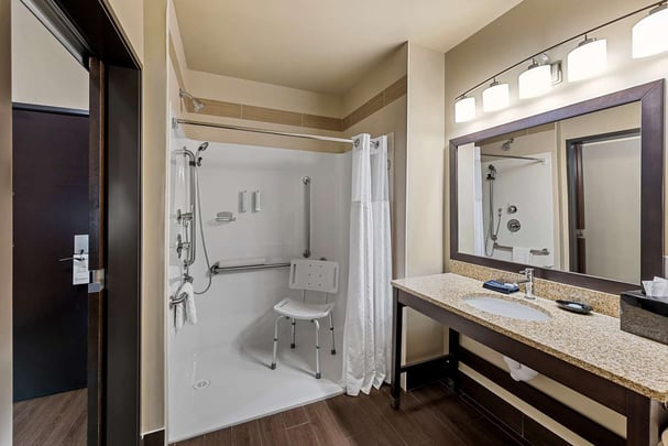 BW Plus Lacombe AB QQAC