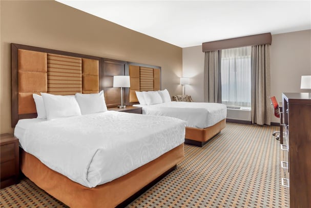 ADA Two Queen w/ Tub