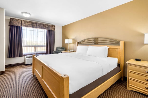 SureStay Plus Drumheller AB SNK