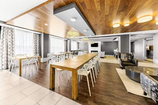 BW Pluse Airdrie AB BreakfastArea