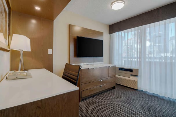 Living Room - Superior View King Size Room