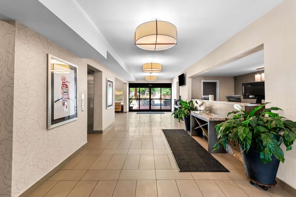 BW Duncan BC Lobby
