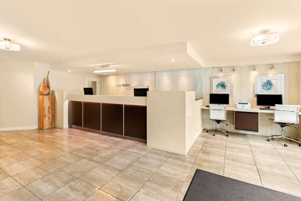 BW Plus Victoria BC Lobby