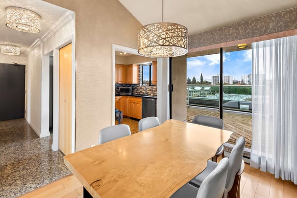 BW Plus Victoria BC Penthouse