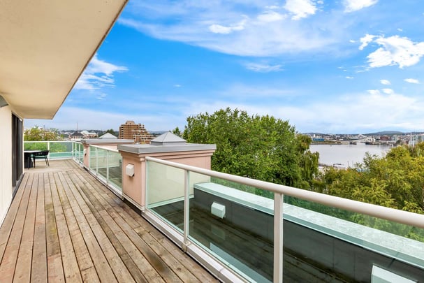 BW Plus Victoria BC Penthouse