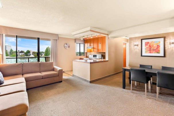 BW Plus Victoria BC Suite