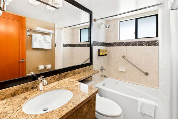 BW Plus Victoria BC Suite