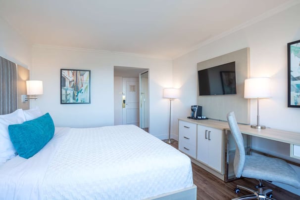 Standard King Harbour View