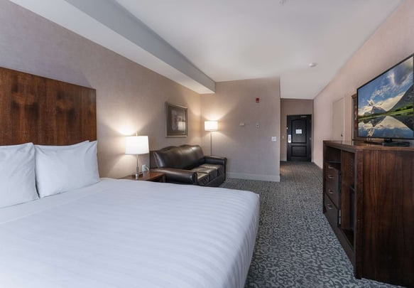 Q-ACC Queen Accessible