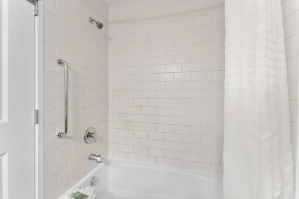 BW Williams Lake BC Queens