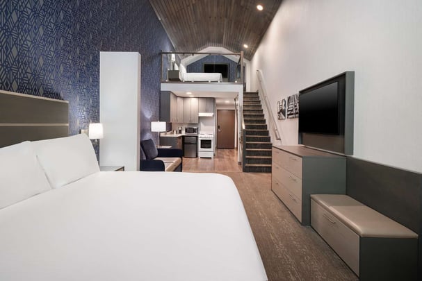 Loft Room with King and Queen Beds Wide