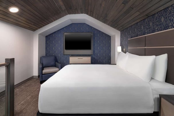 Loft Room with Two Queen Beds Loft Bedroom