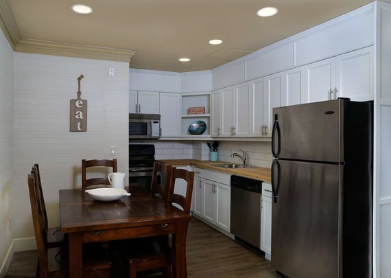 Cottage Suite Kitchen