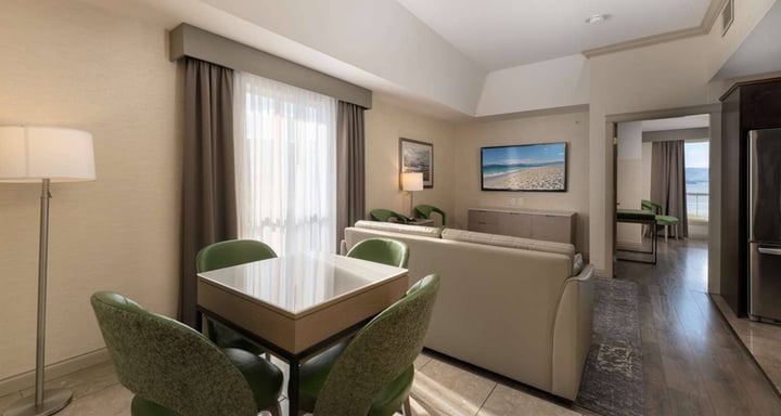 BKL One King Bed Double Sofa Bed Suite with a Kitchen and Lakeview