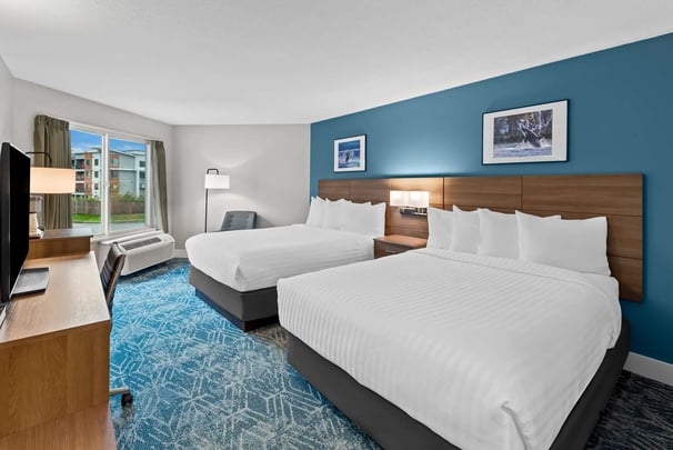 Double Queen Guestroom