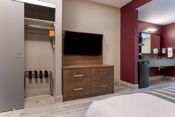 Double Queen - Separate Beds