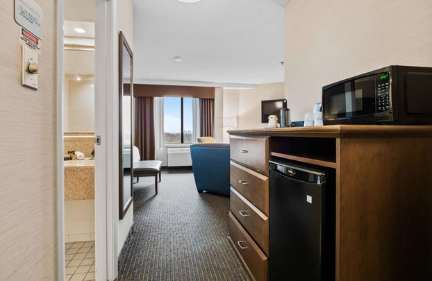 Room574 - K,QQG & K,TFY