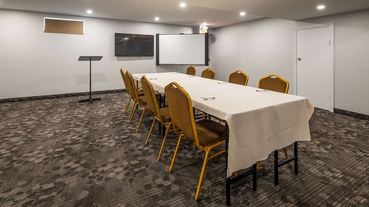 Royal Oak Meeting Room