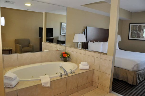 Jetted Tub Room