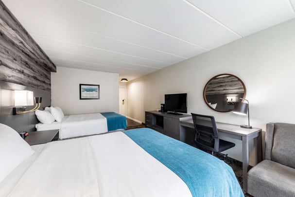 2 Queen Beds | Walk In Shower