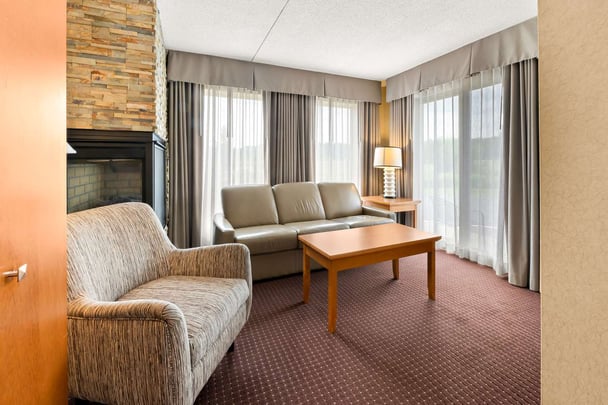 BW Plus ThunderBay ON KingSuite