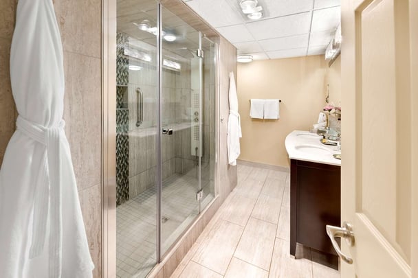 BW Plus ThunderBay ON SuiteKing