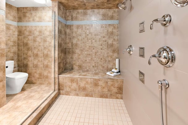 BW Plus ThunderBay ON SuiteKing