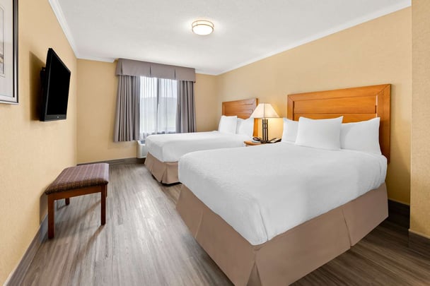 BW Plus ThunderBay ONDoubleSuite