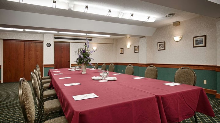 Need to schedule a meeting for business? We have space available for you and your clients.