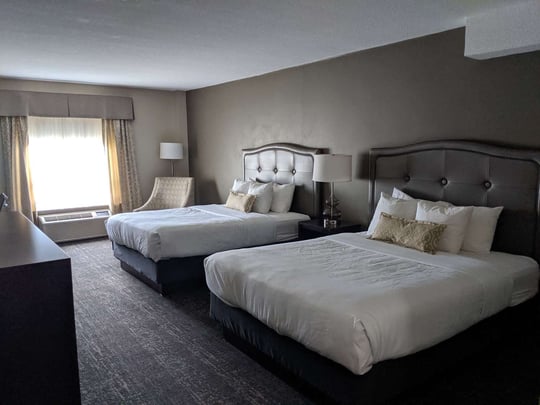 Traditional Two Queen