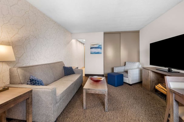 King Kitchenette Suite