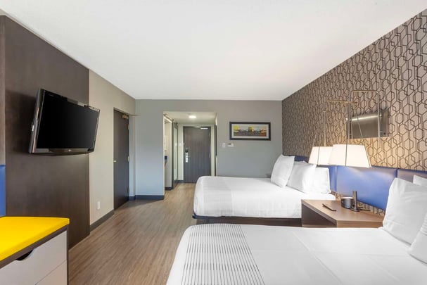 Guest Room with Two Queen Beds