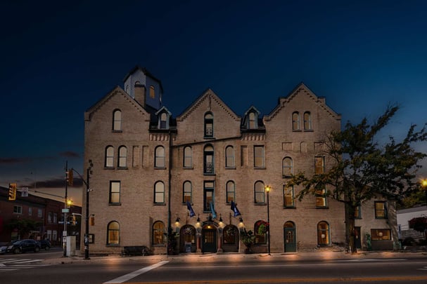 BW Paris ON Twilight