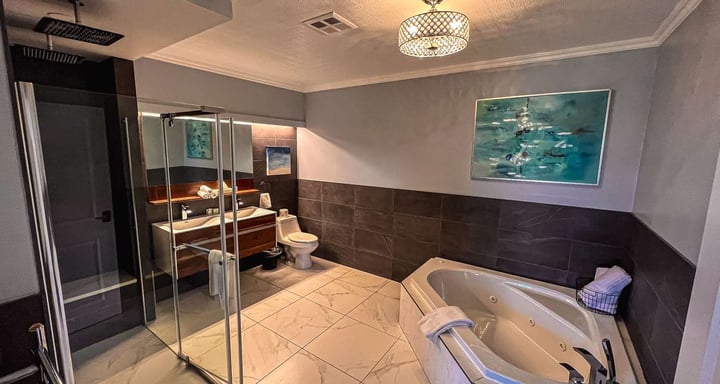 Lord Connaught Bathroom