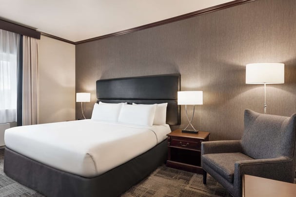 Best Western Plus Quebec City Center Business King