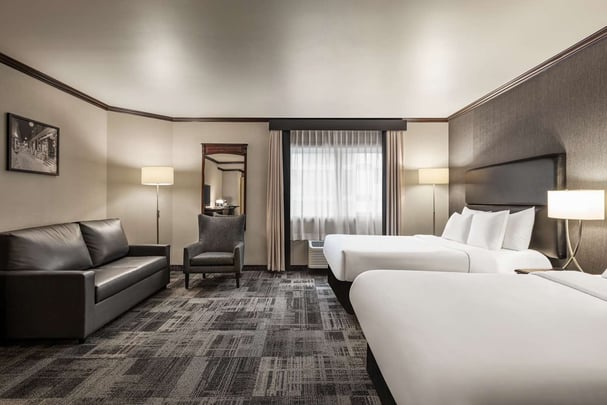 Best Western Plus Quebec City Center Family Room