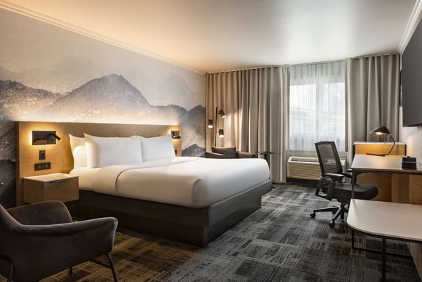 Best Western Plus Quebec City Center King Room