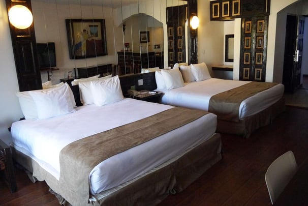 Standard room with 2 king beds