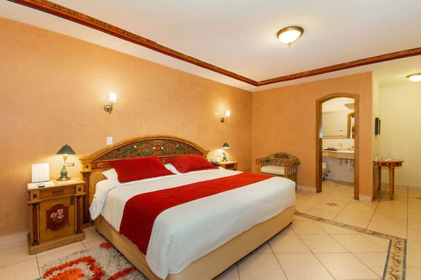 Deluxe Room King Bed