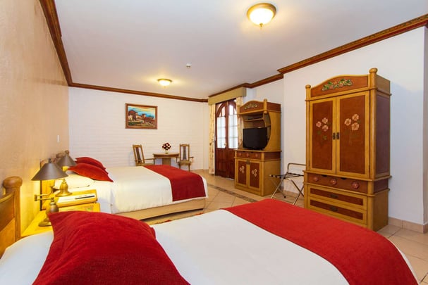 One king size bed and one single bed