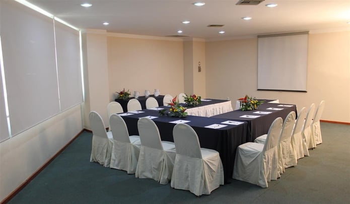 Meeting Room Amaranto