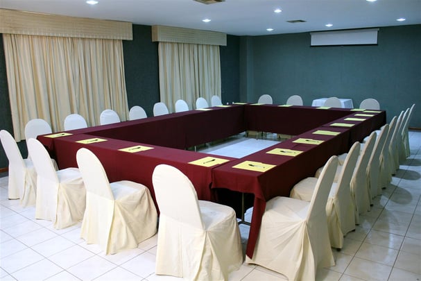 Meeting Room  Bugambilia