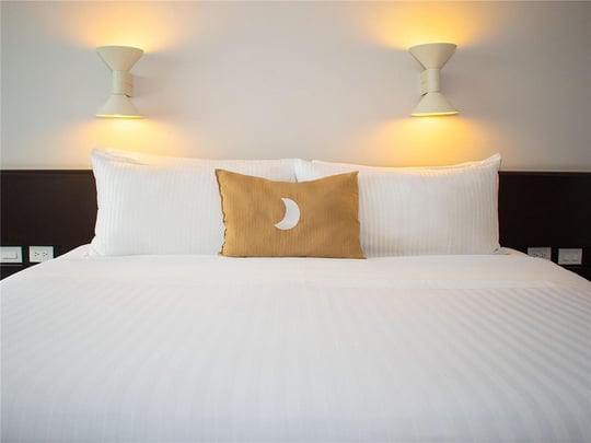 One King Bed Standard