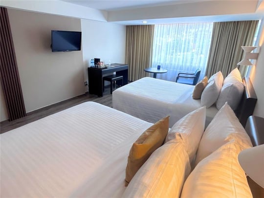 Two Queen Bed Accesible