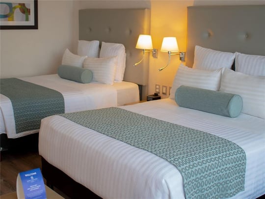 Double Suite Upper Level