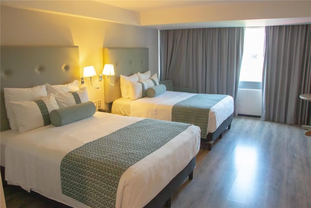 Double Suite Upper Level